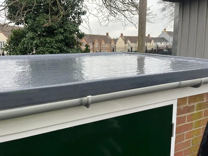 Completed leakproof roof seal