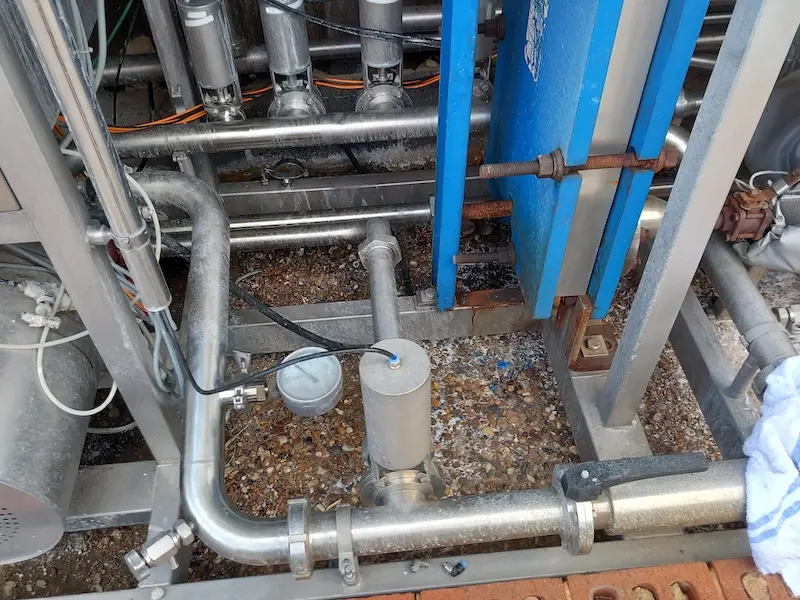 Substrate chemical erosion